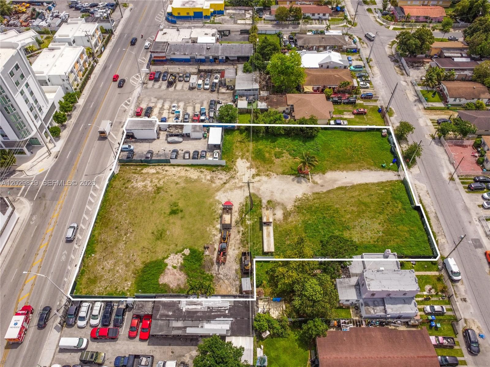 2140 NW 36th St, Miami FL 33142