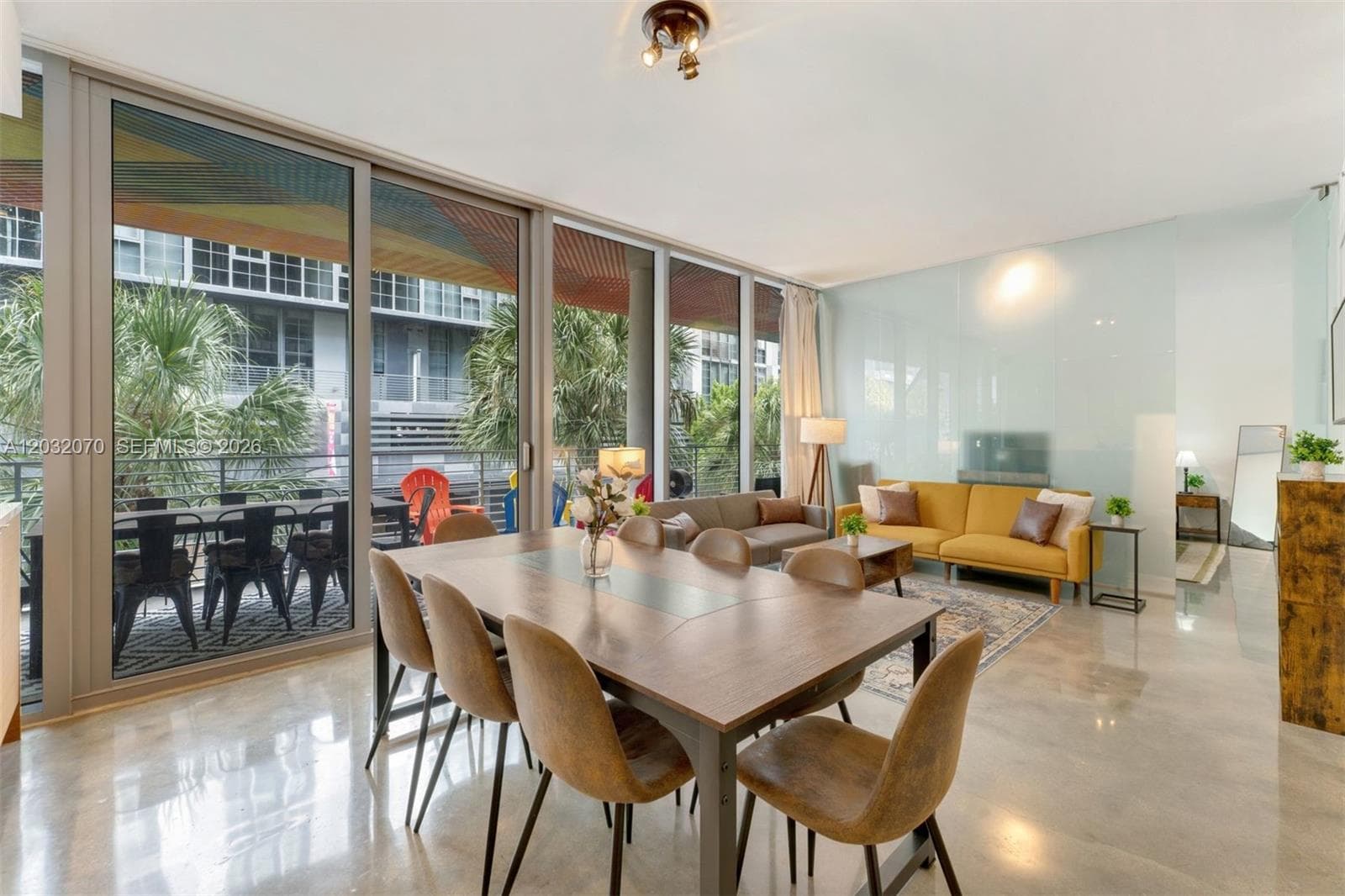 250 NW 24th St # 2B, Miami FL 33127