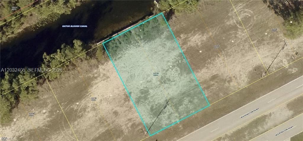 39 Wilmington Pkwy, Cape Coral FL 33993