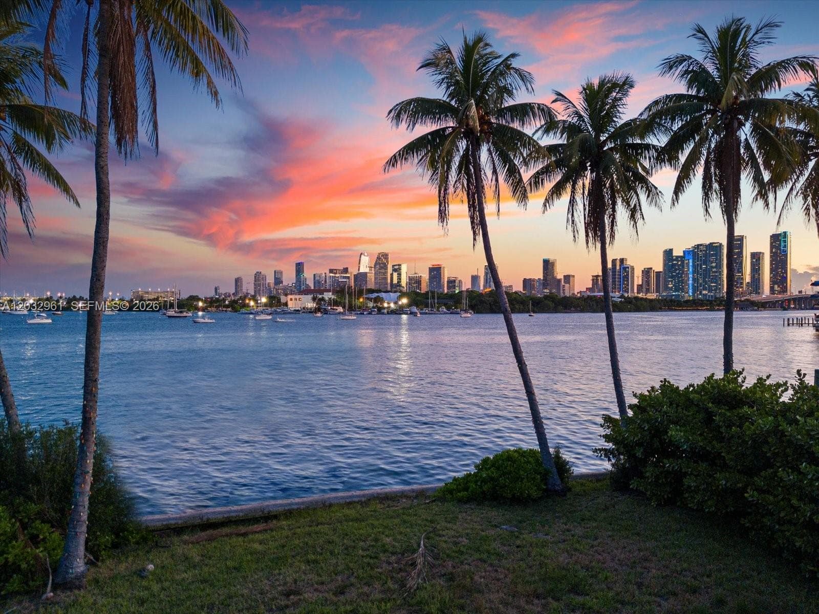 1228 S Venetian Way, Miami FL 33139