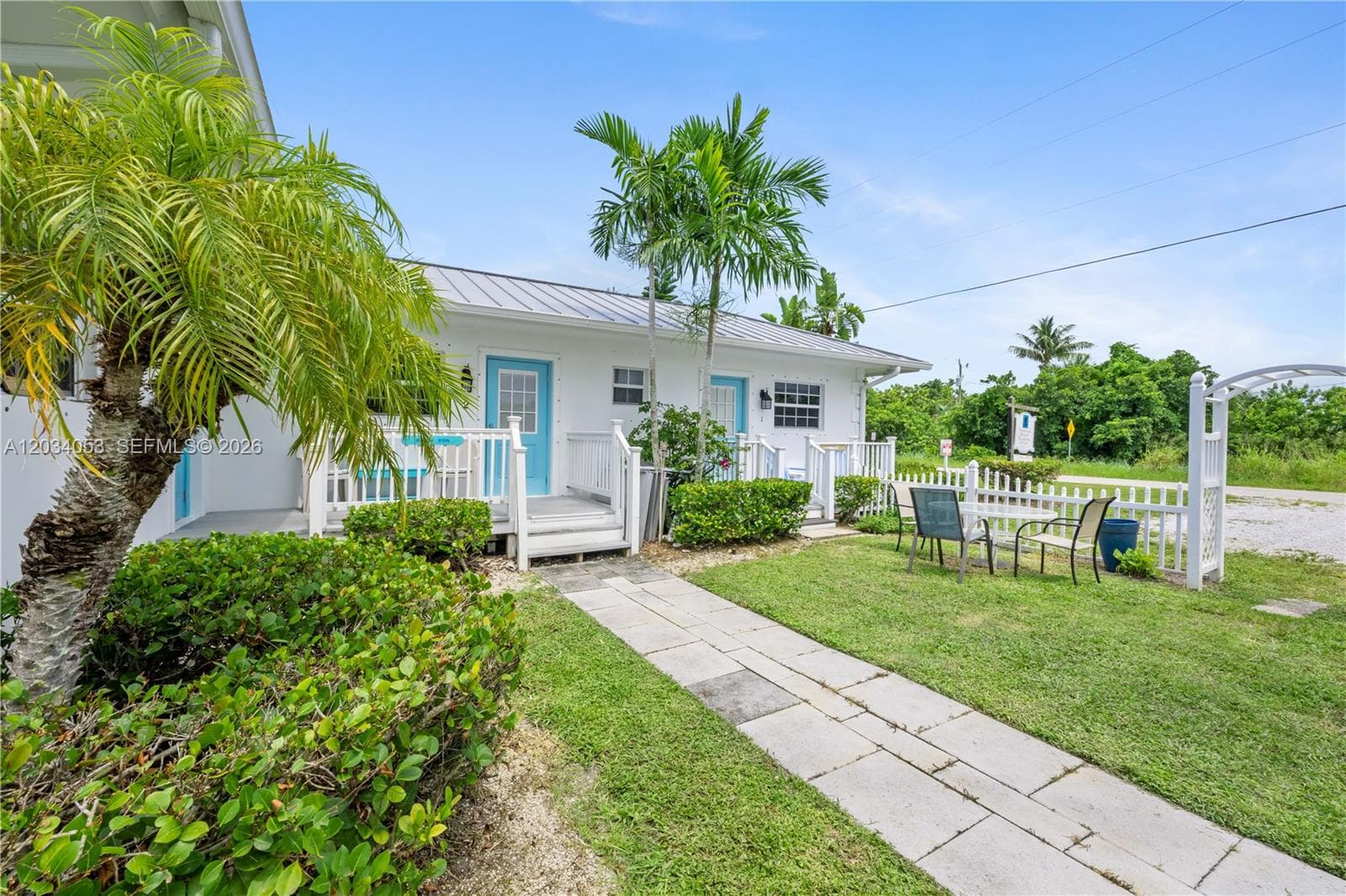 2502 Tamarind Dr, Fort Pierce FL 34949