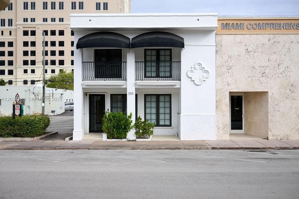 355 Palermo Ave, Coral Gables FL 33134