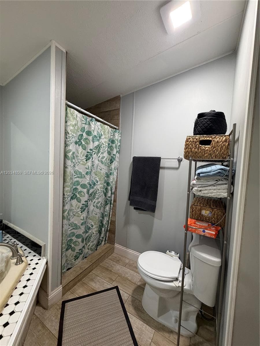 19800 SW 180th Ave, Miami FL 33187