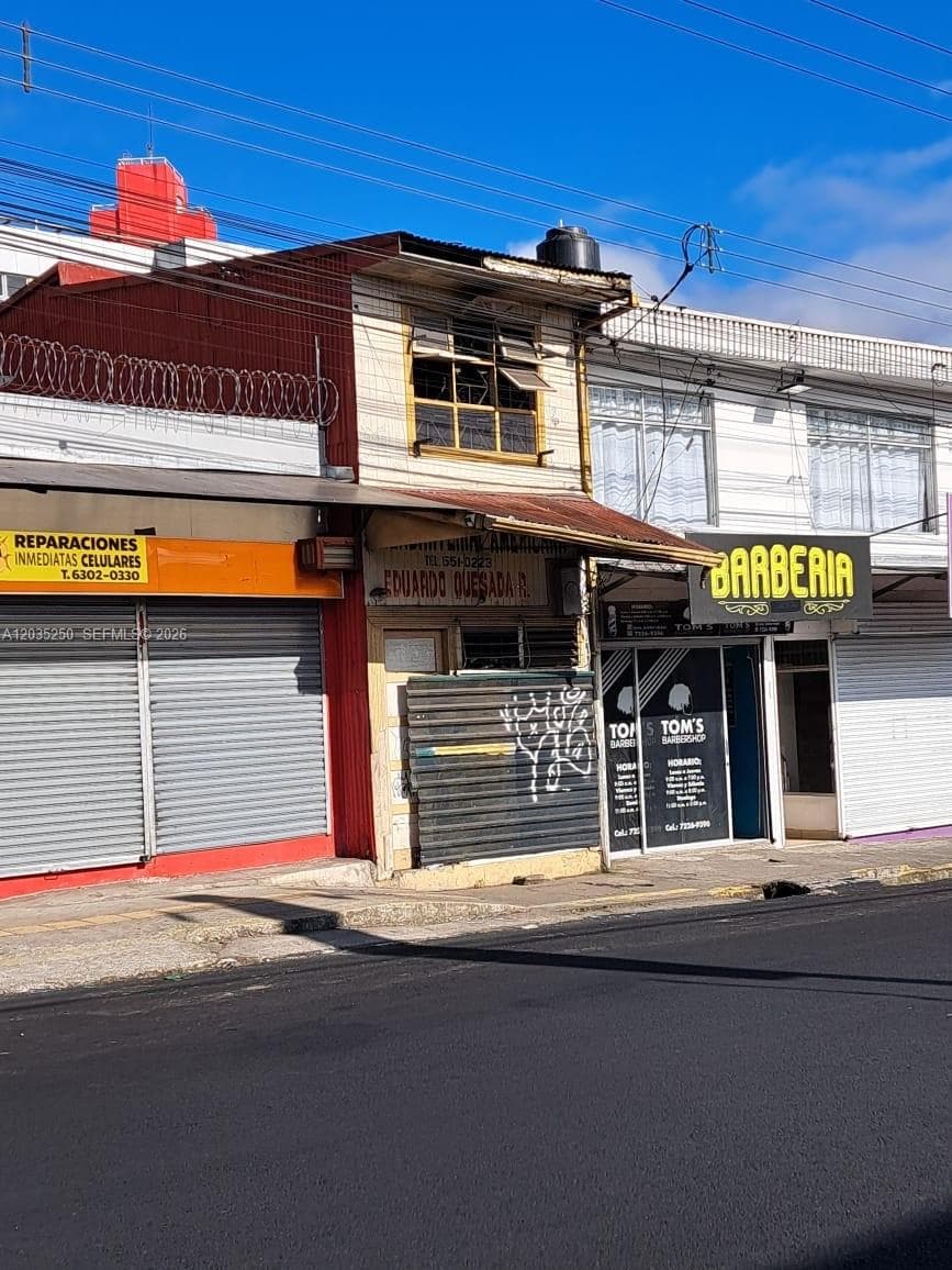 Avenida Central Cartago, FL 000
