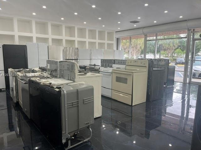Tamarac, FL, 33319