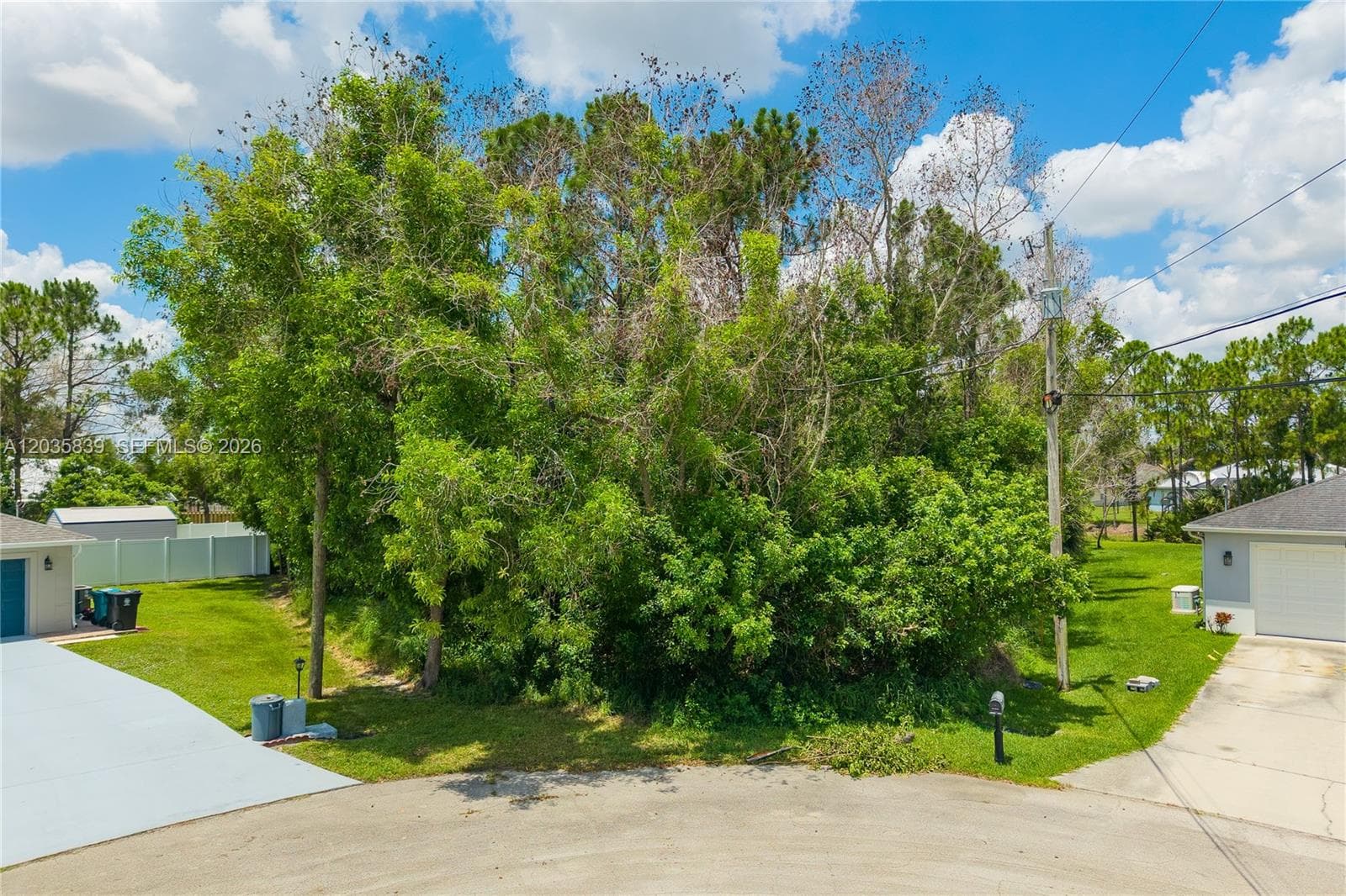 5501 Chapel Ct, Port St. Lucie FL 34986