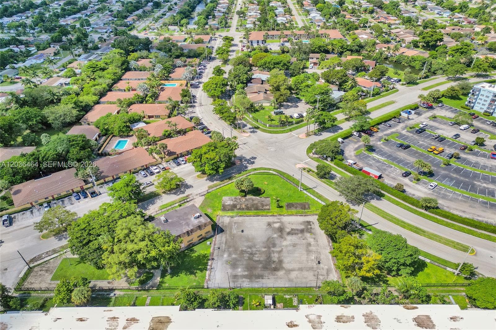2600 NW 60th Ter, Sunrise FL 33313