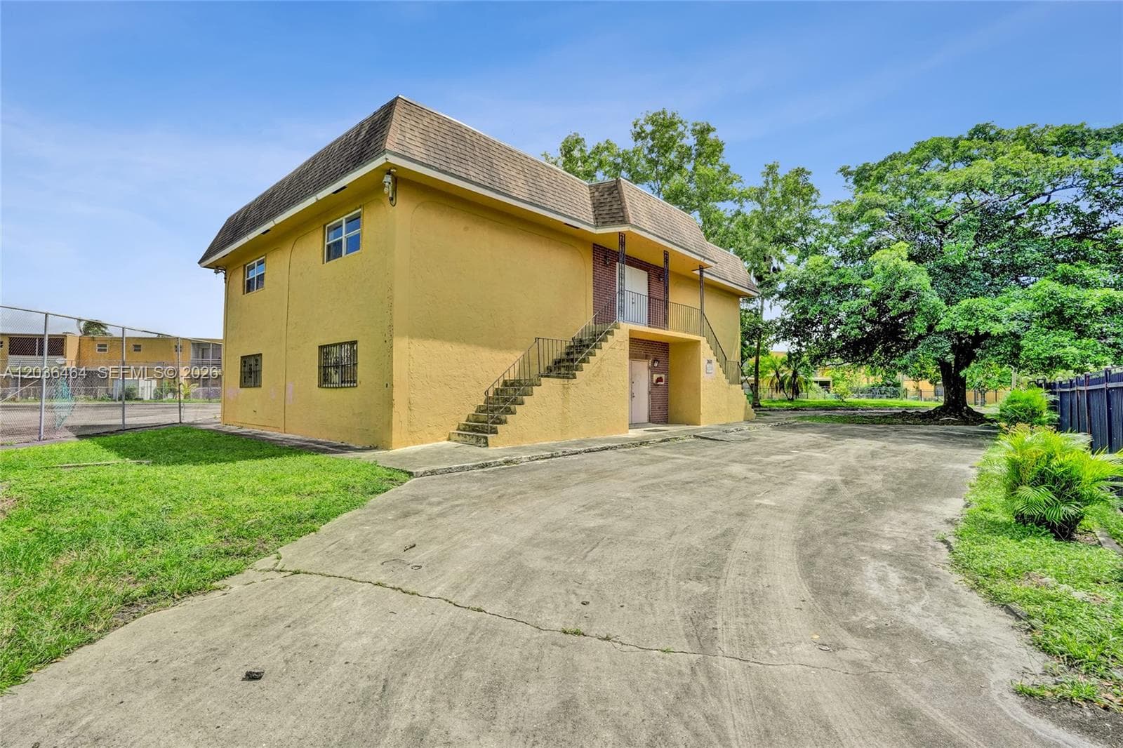 2600 NW 60th Ter, Sunrise FL 33313