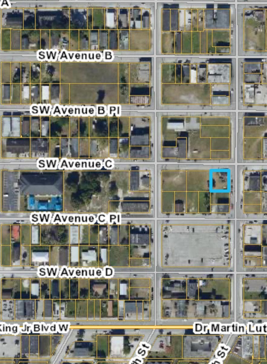 300 SW 5th Street, Belle Glade FL 33430