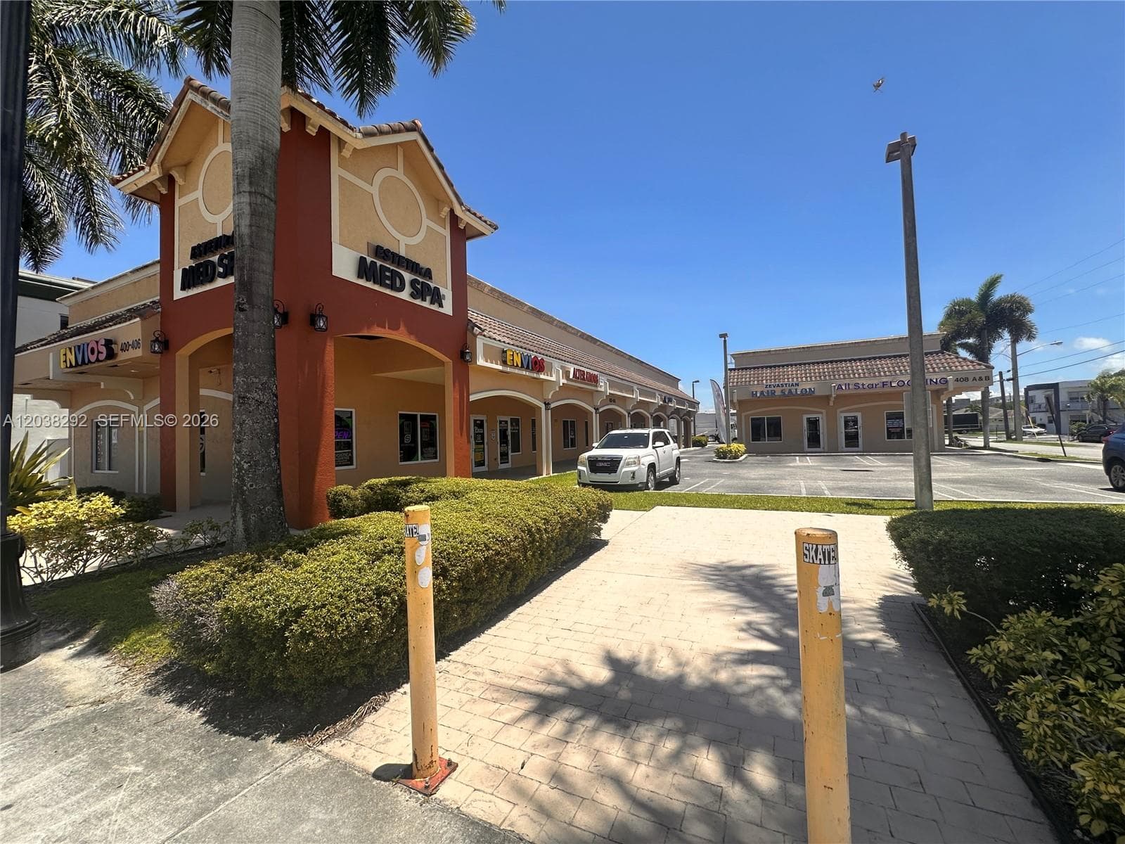400 E Hallandale Beach Blvd, Hallandale Beach FL 33009
