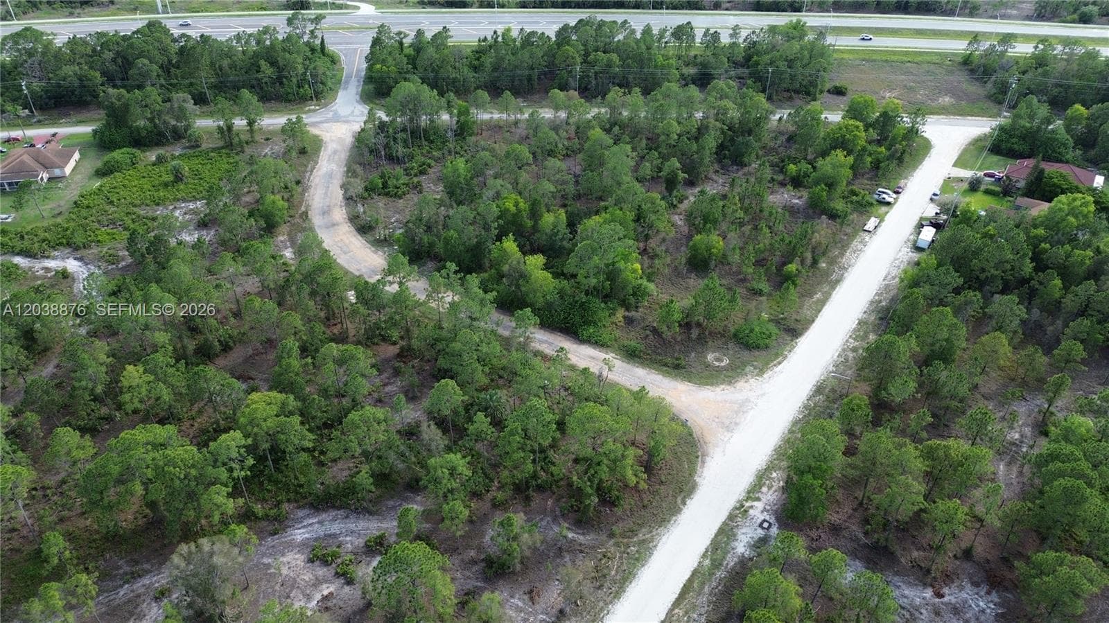 Conveniently located right off of SR-82