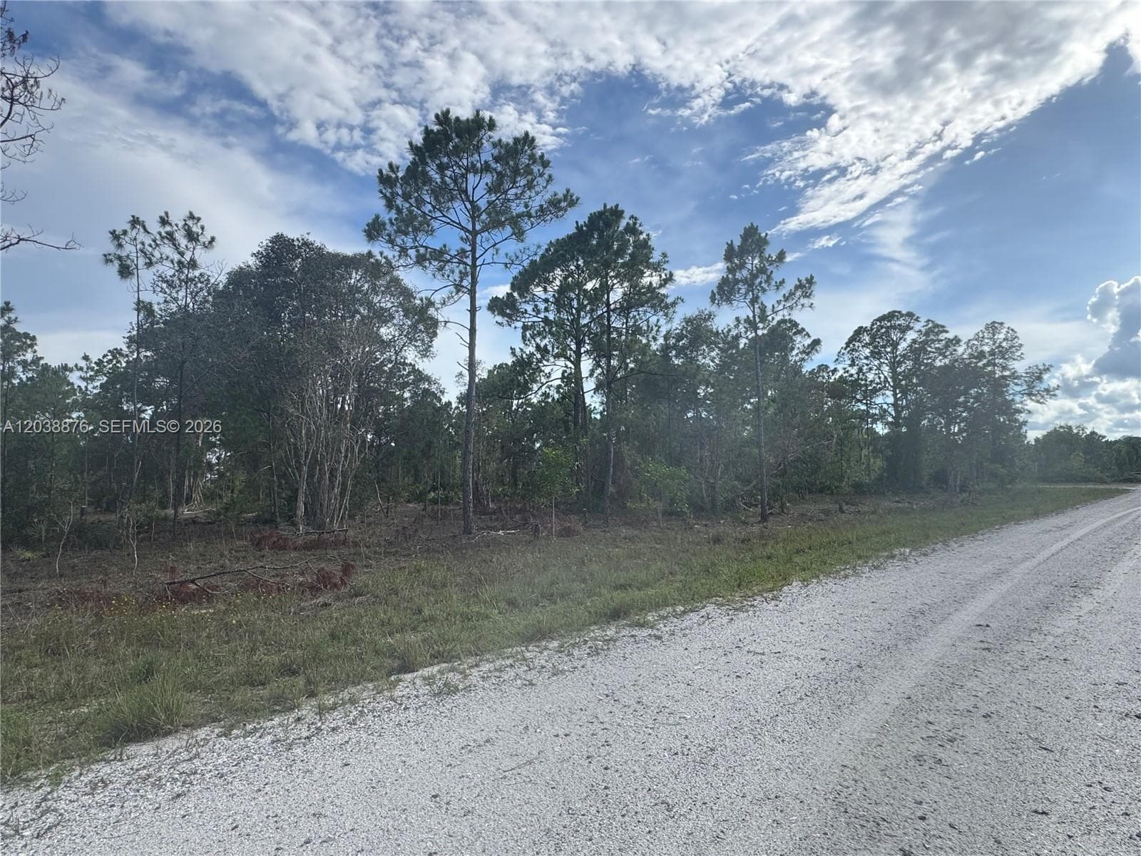 430 Scottsdale St., Lehigh Acres FL 33974