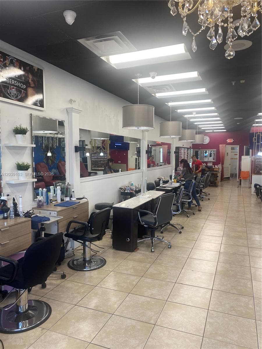 1527 Alton Rd, Miami Beach FL 33139