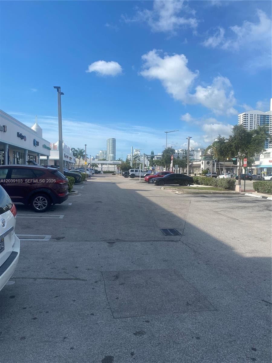 1527 Alton Rd, Miami Beach FL 33139