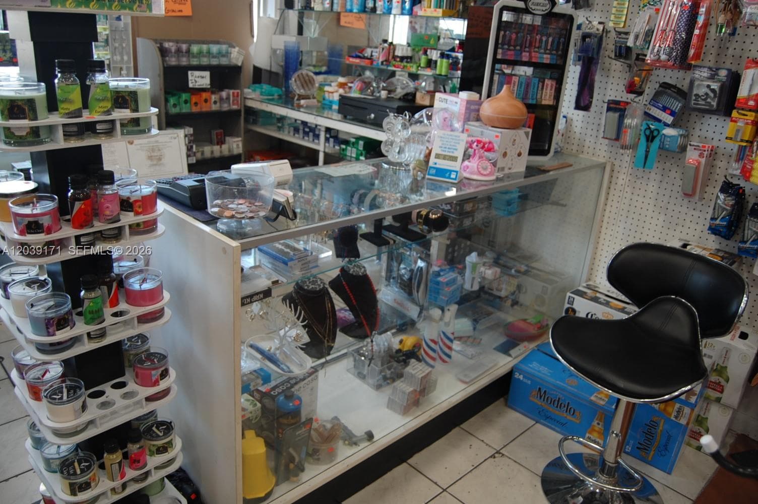 1900 e 4th ave, Hialeah FL 33010