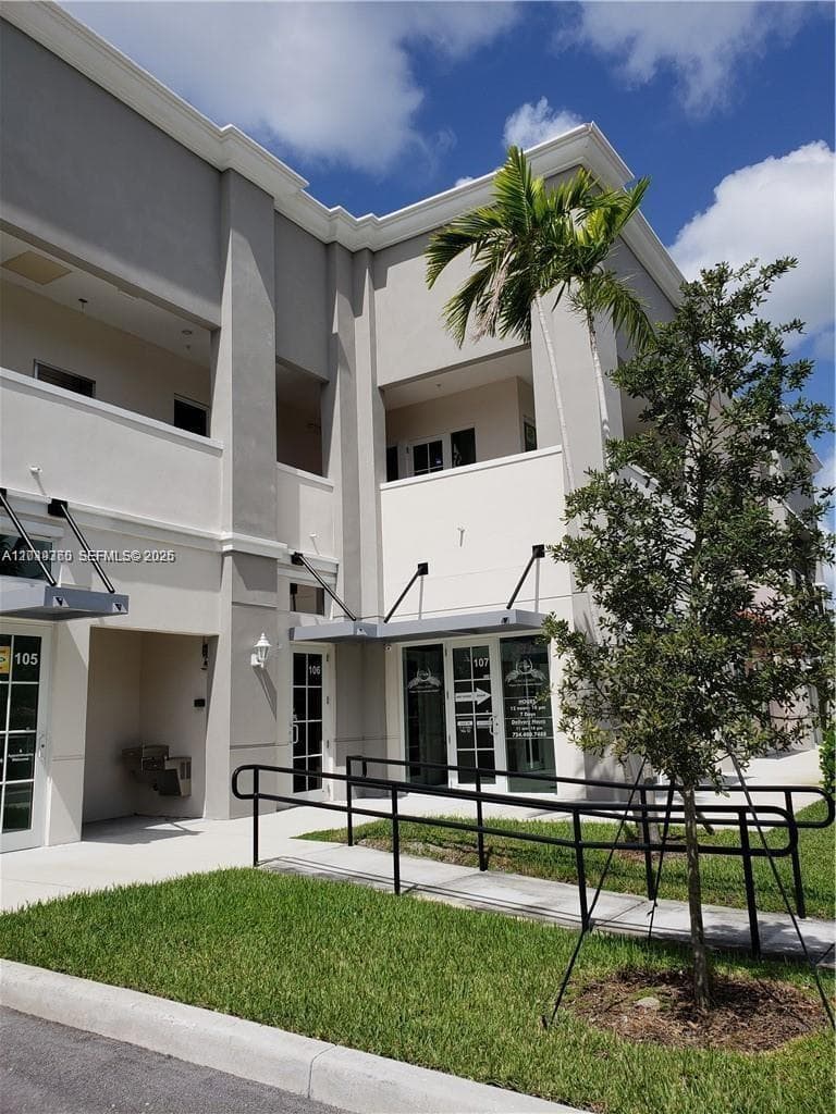 2101 SW 101st Ave # 203, Miramar FL 33025