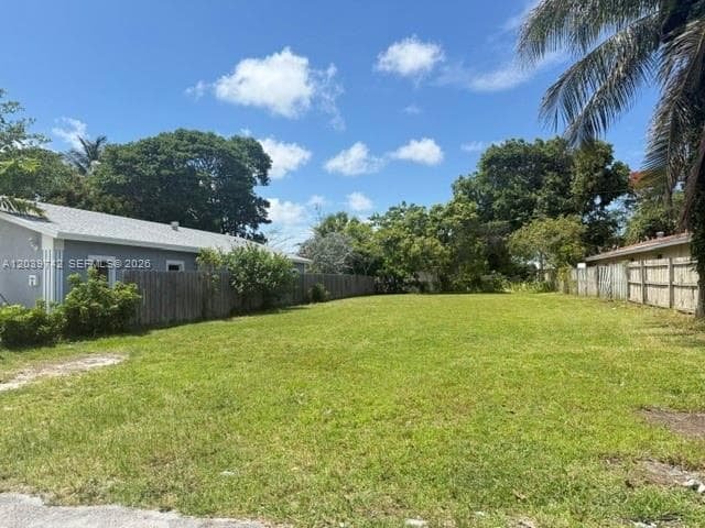 213 NW 12th St, Pompano Beach FL 33060