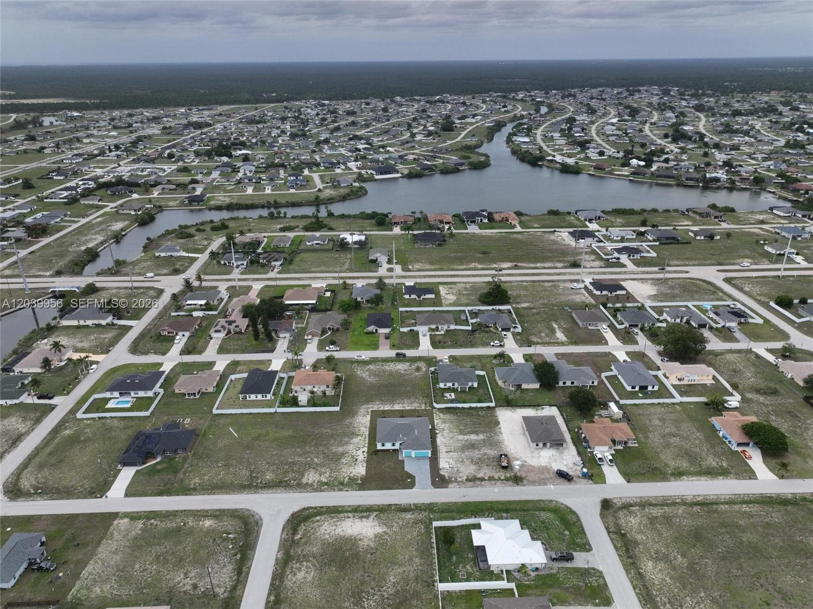 530 NW 23RD TER, Cape Coral FL 33993