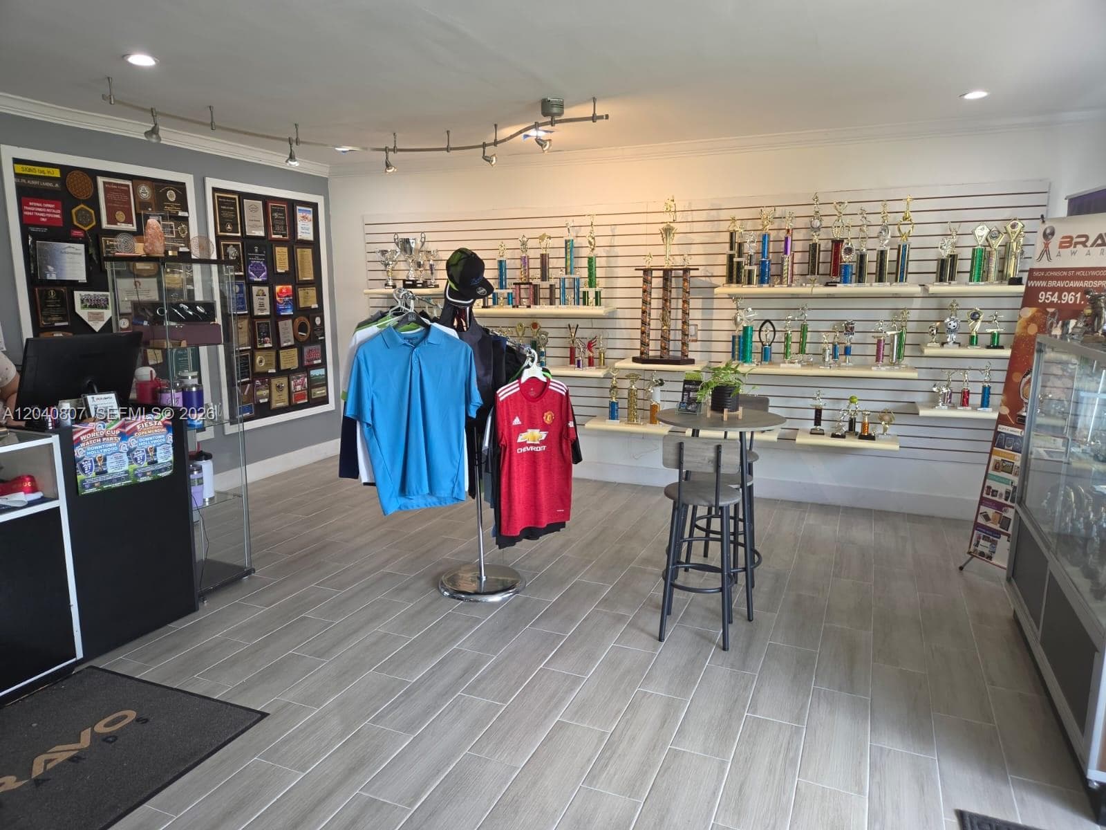 5824 Johnson St, Hollywood FL 33021