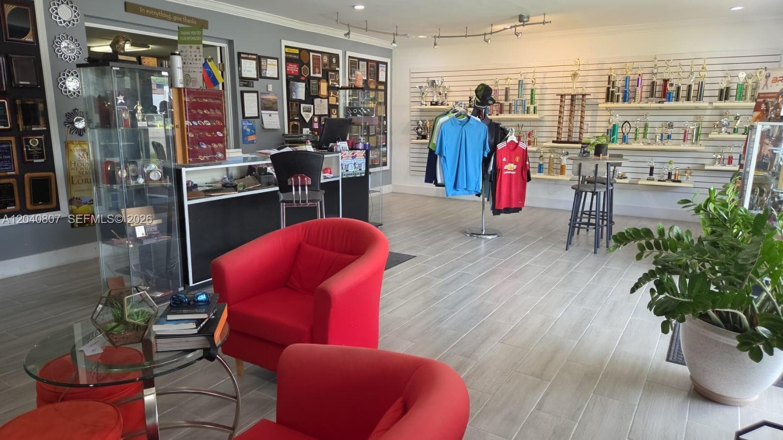 5824 Johnson St, Hollywood FL 33021
