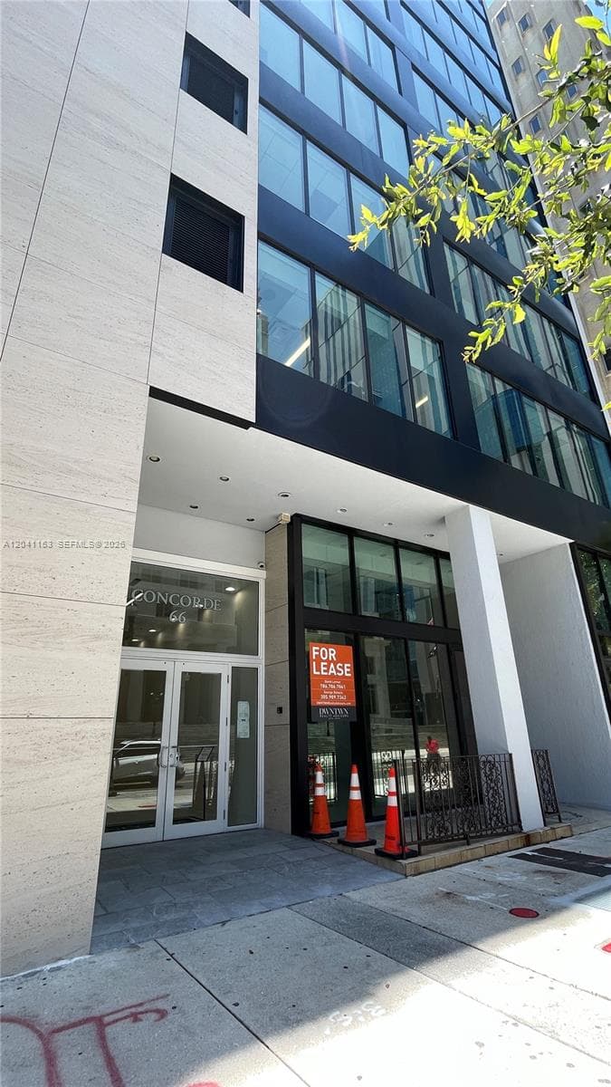66 W Flagler St # 320, Miami FL 33130
