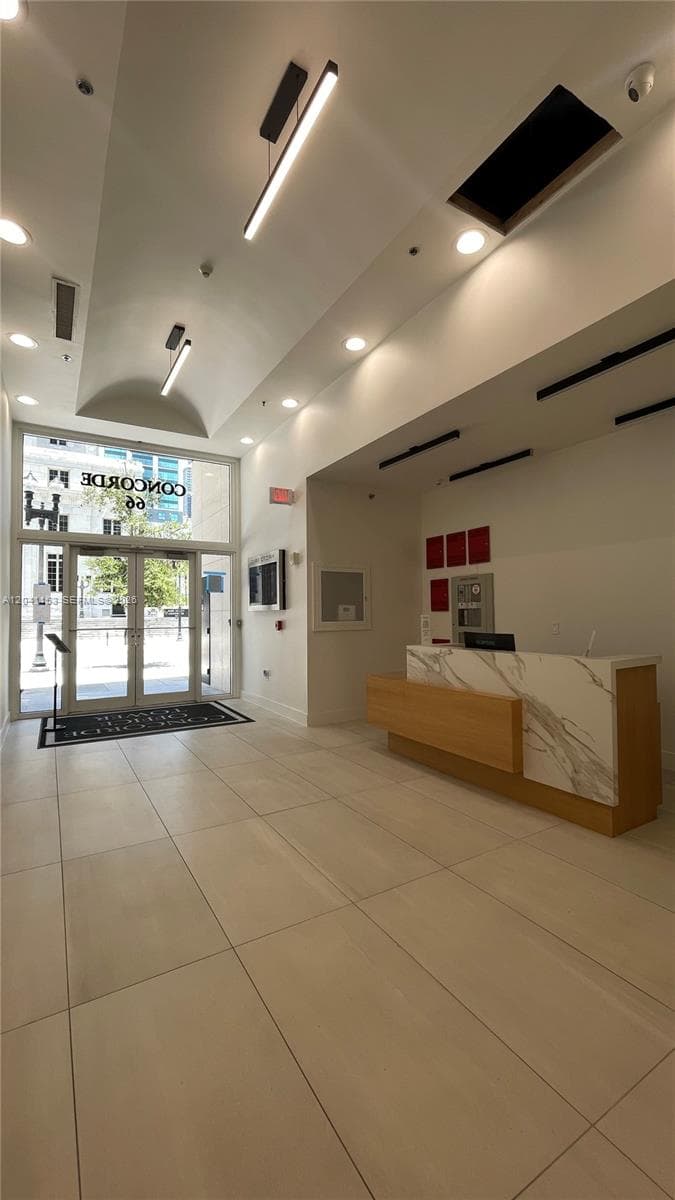 66 W Flagler St # 320, Miami FL 33130