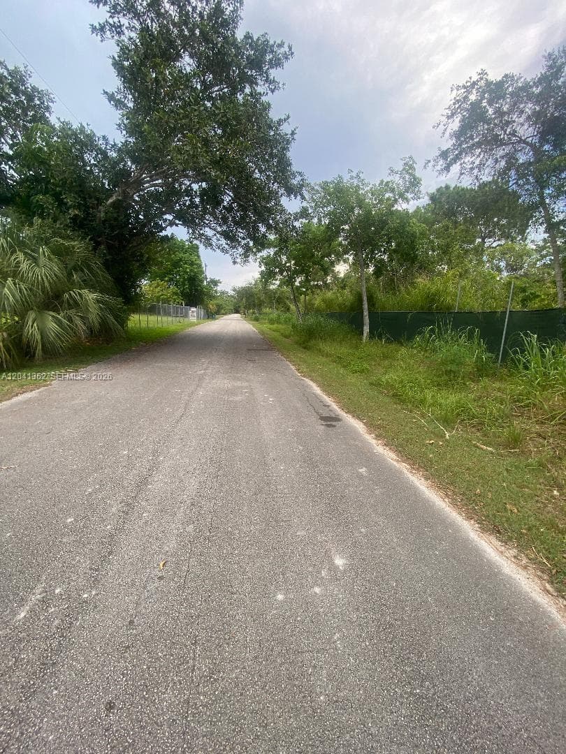 23625 SW 125 AV, Homestead FL 33032