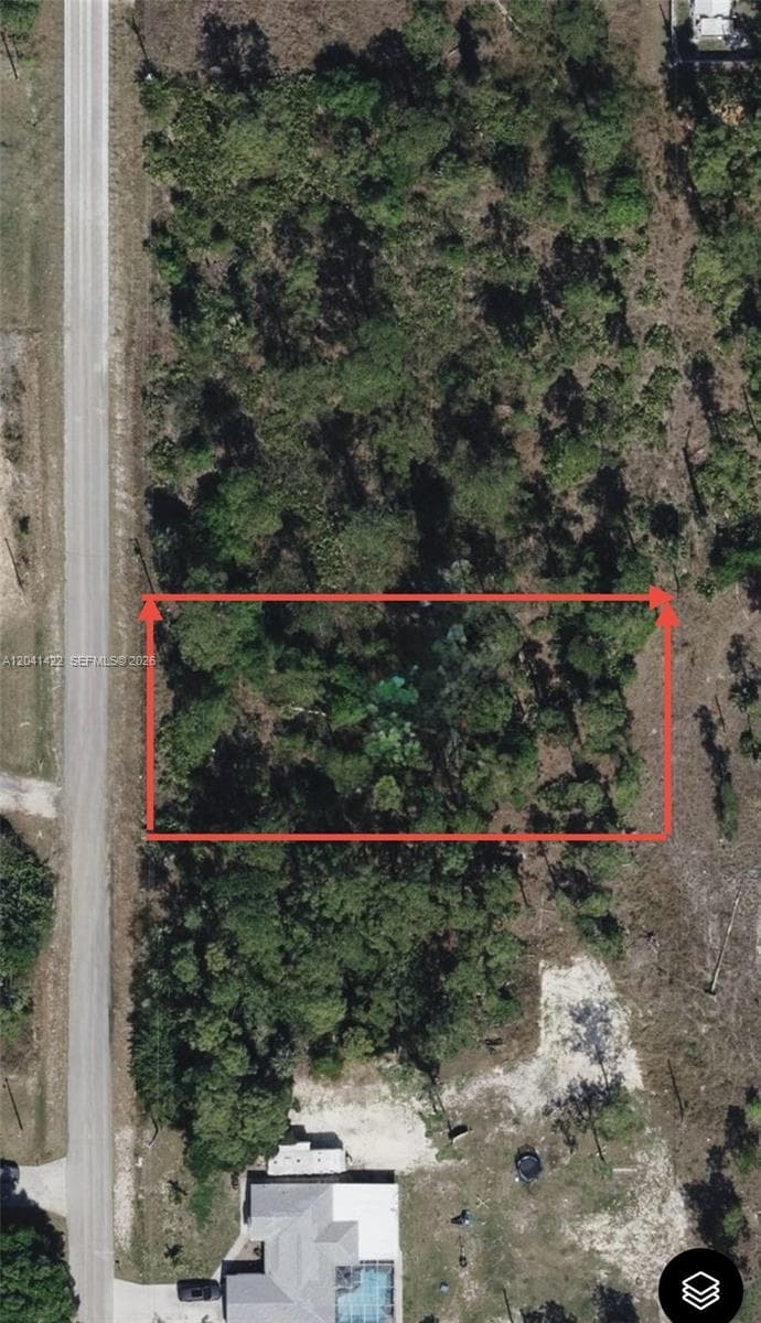 1012 Henry Ave., Lehigh Acres FL 33972