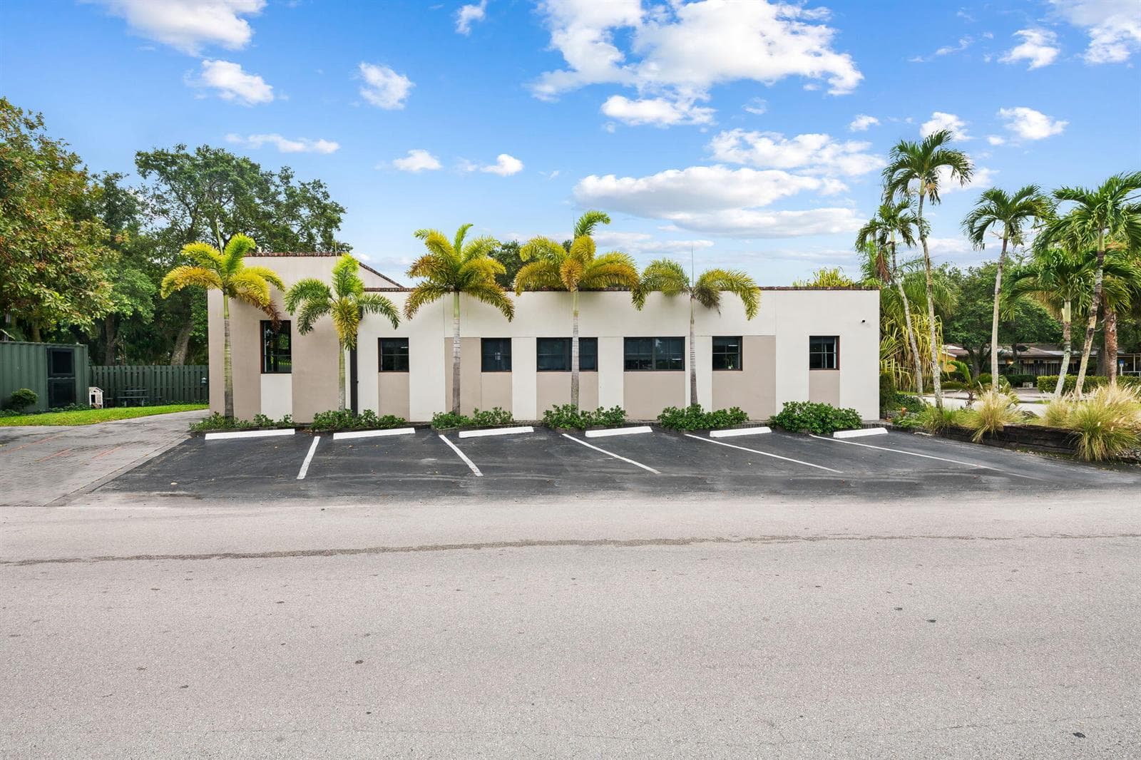 602 SW 12th Avenue, Fort Lauderdale FL 33312