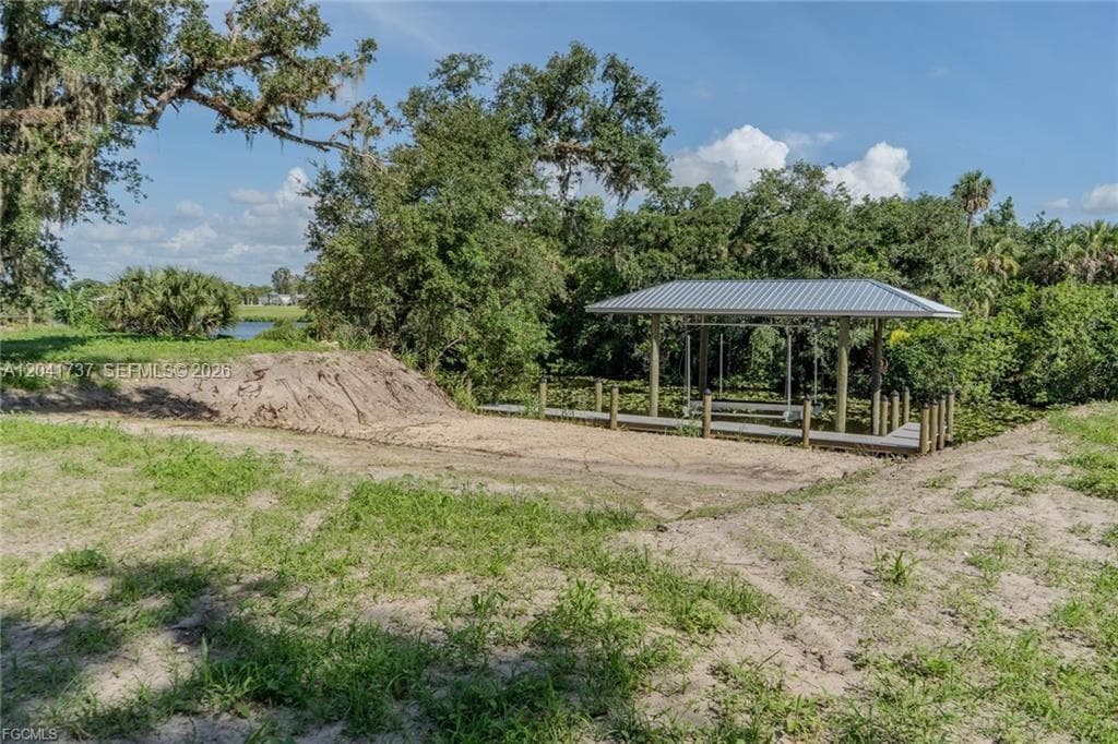 5247 County Road 78, LaBelle FL 33935