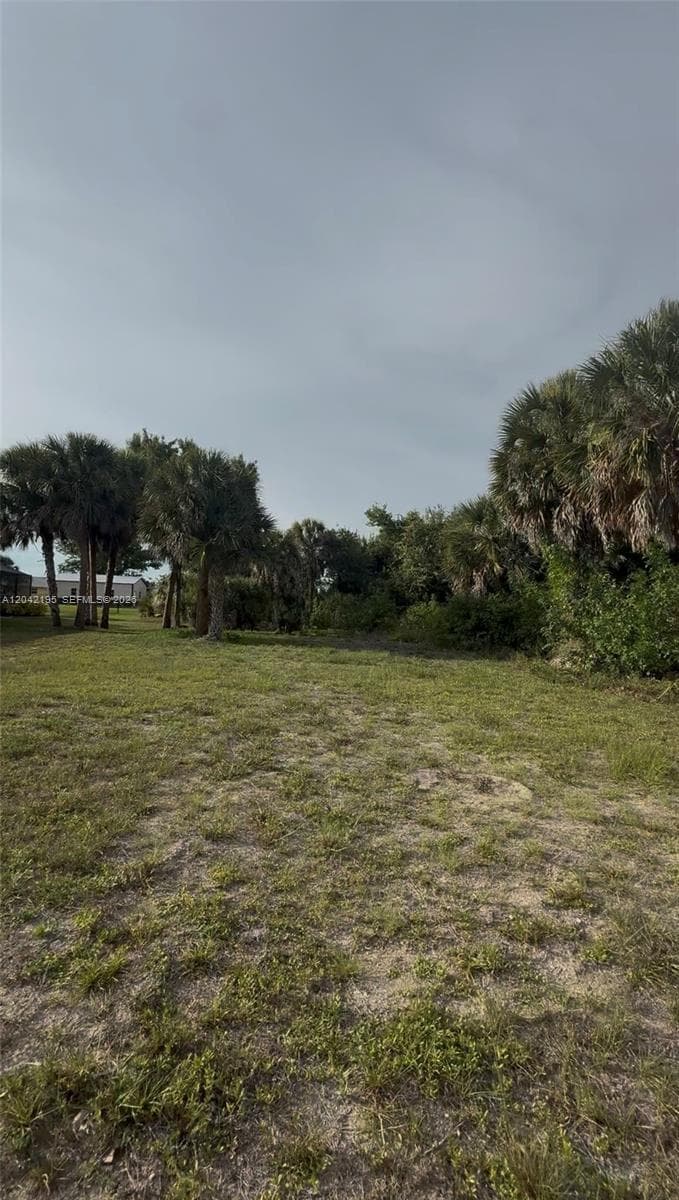 140 Albatross Rd, Other City - In The State Of Florida FL 33947