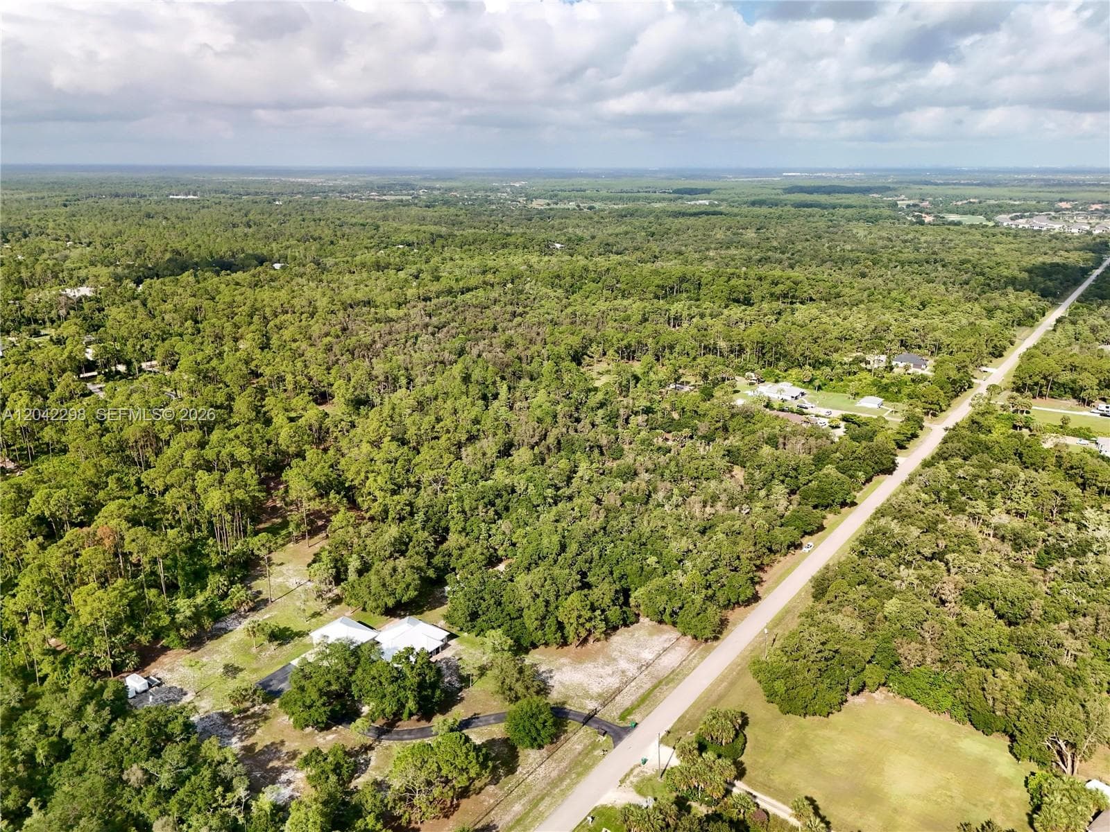 260 35TH AVE NW, Naples FL 34120