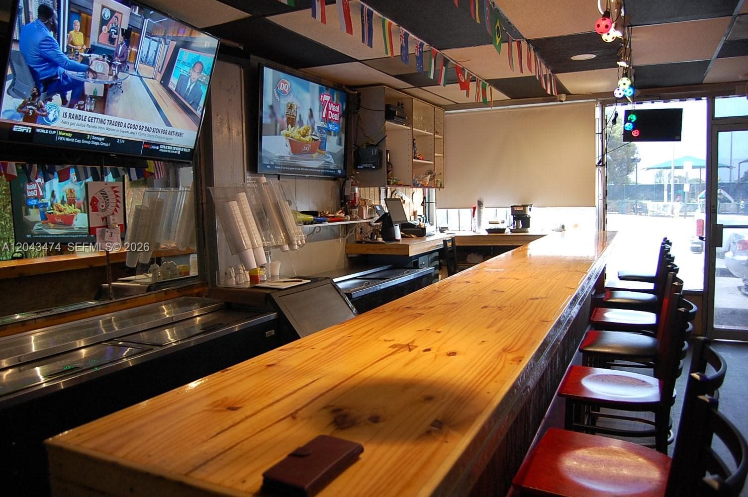bar