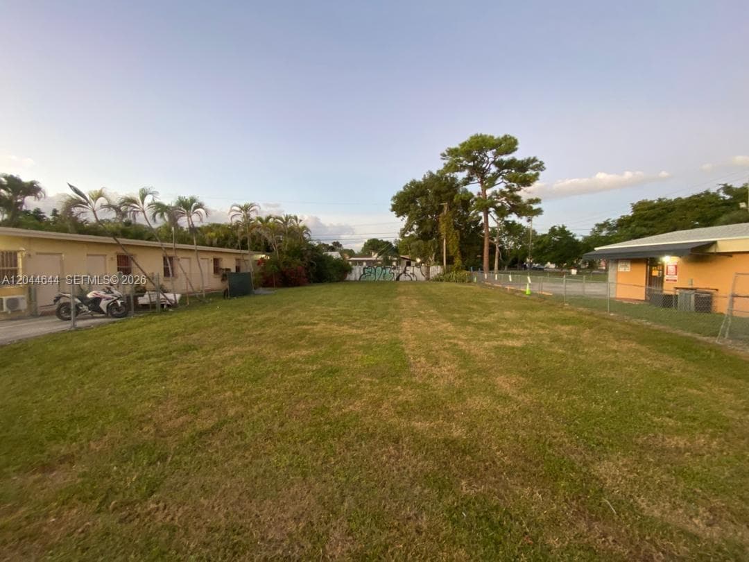 3021 W Flagler St, Miami FL 33135