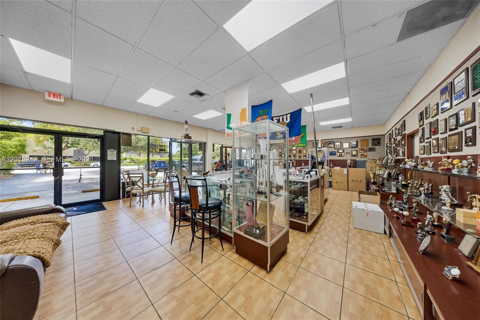 9465 SW 56th St, Miami FL 33165