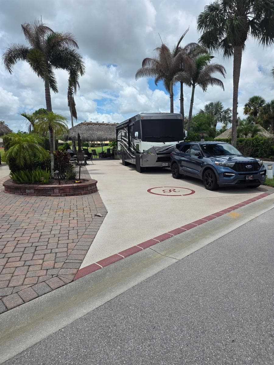 381 NW Boundary Drive, Port St. Lucie FL 34986