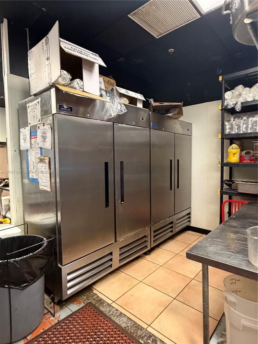 1313 W Boynton Beach Blvd, Boynton Beach FL 33426