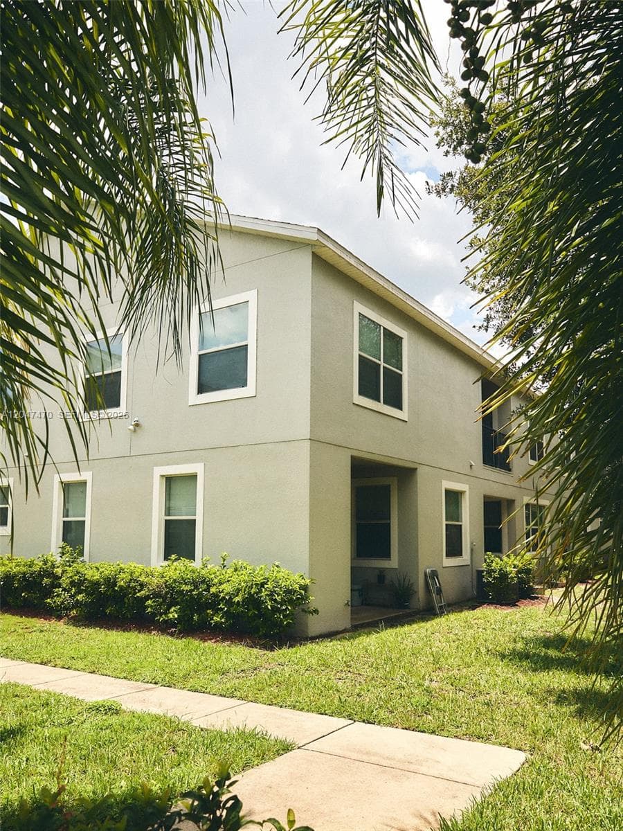 4377 Gardenstone Court, Kissimmee FL 34746