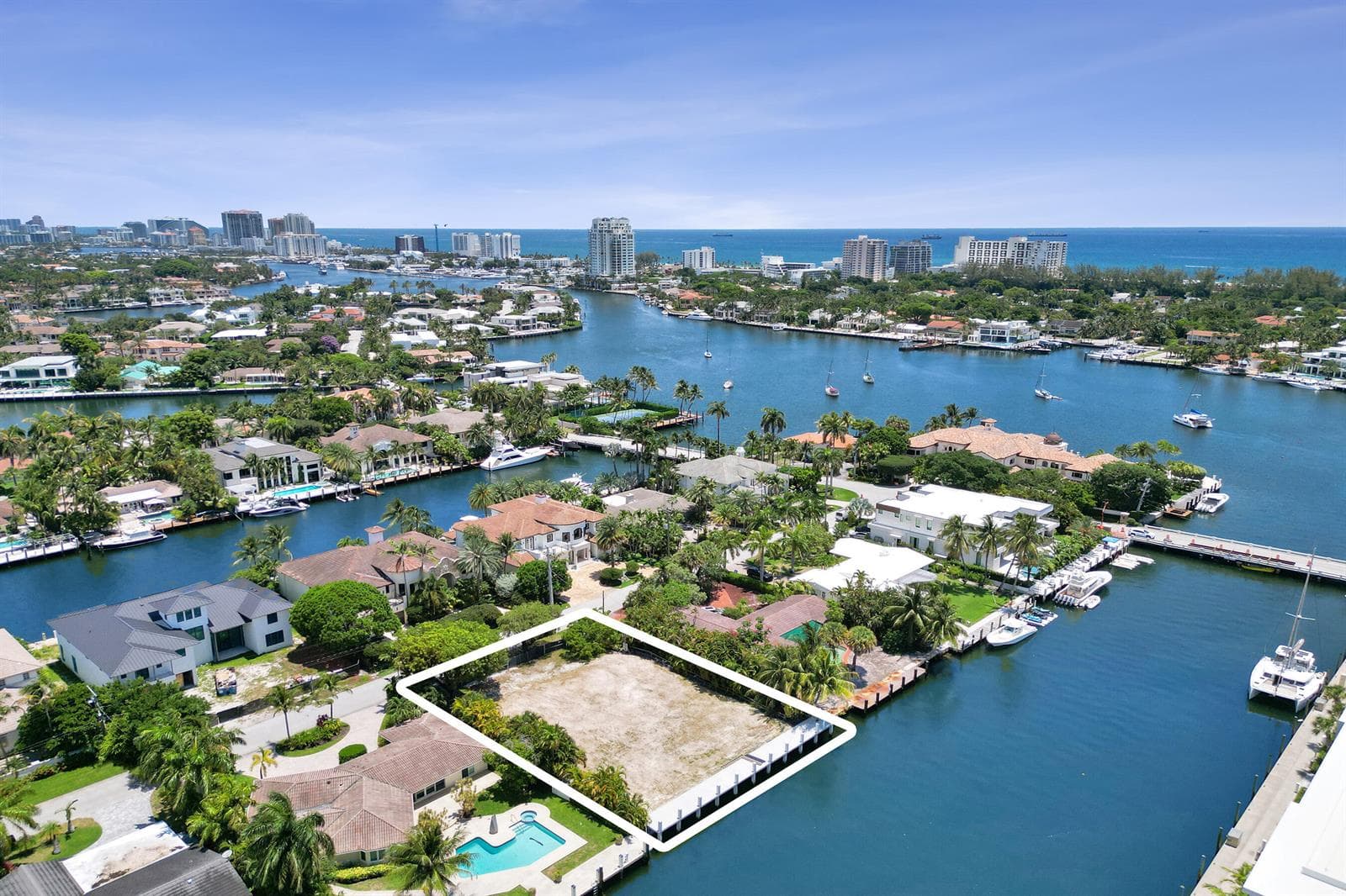 2552 Mercedes Drive, Fort Lauderdale FL 33316