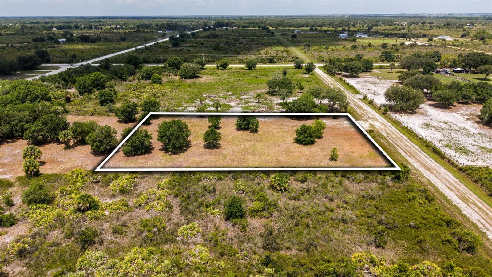 19371 NW 254th Street, Okeechobee FL 34972