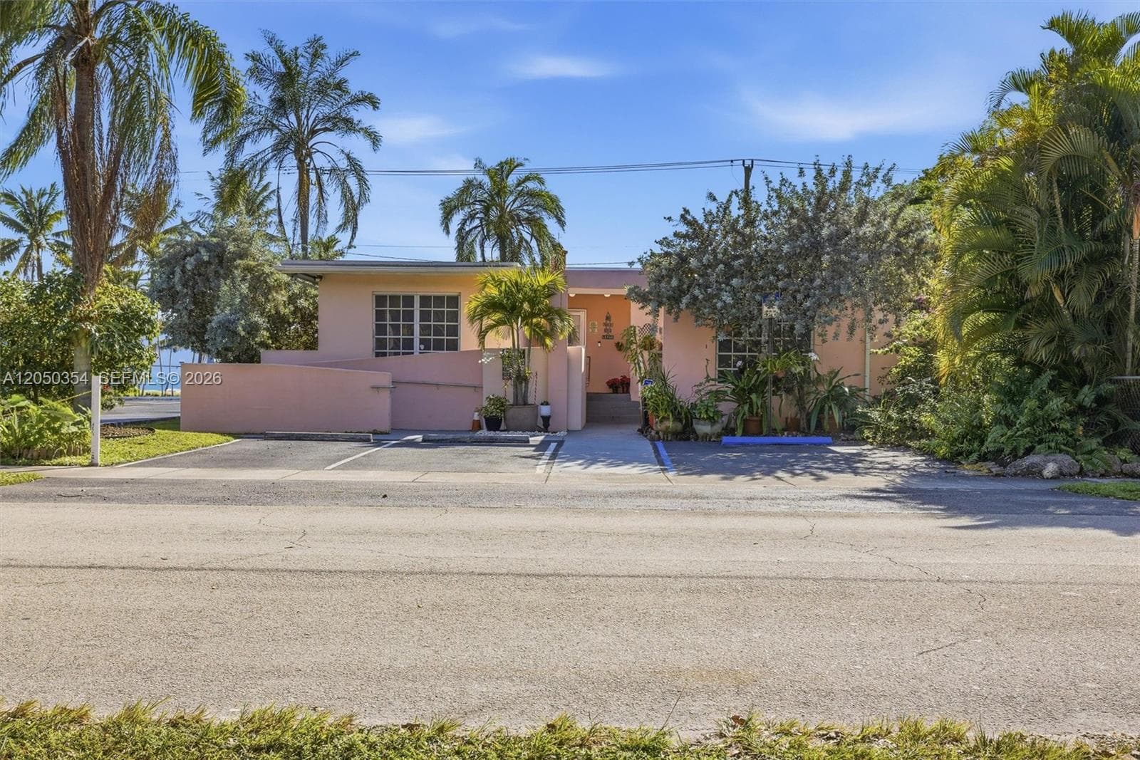 North Miami, FL, 33161