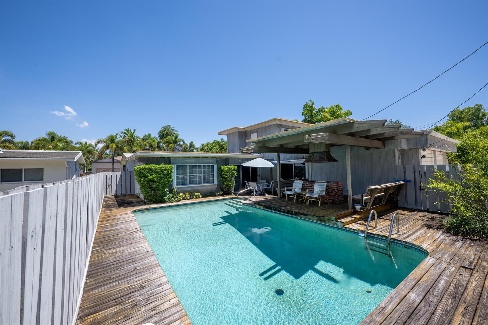 234 NE 21st Ct 00024