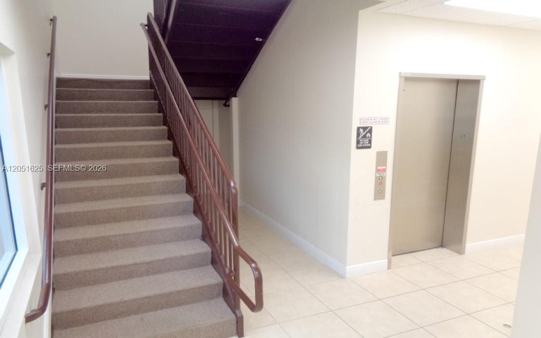 3932 Coral Ridge Dr # 21, Coral Springs FL 33065