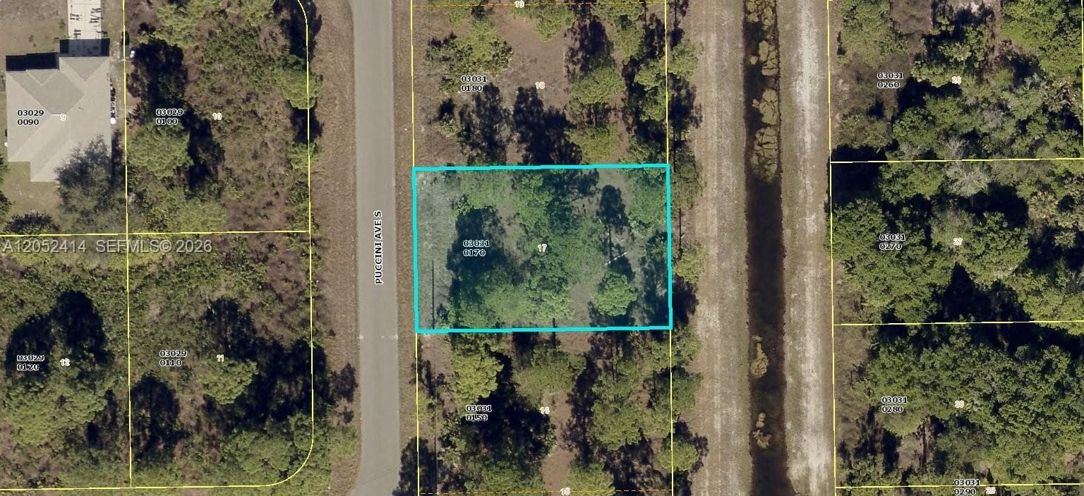 811 S Puccini Ave., Lehigh Acres FL 33974