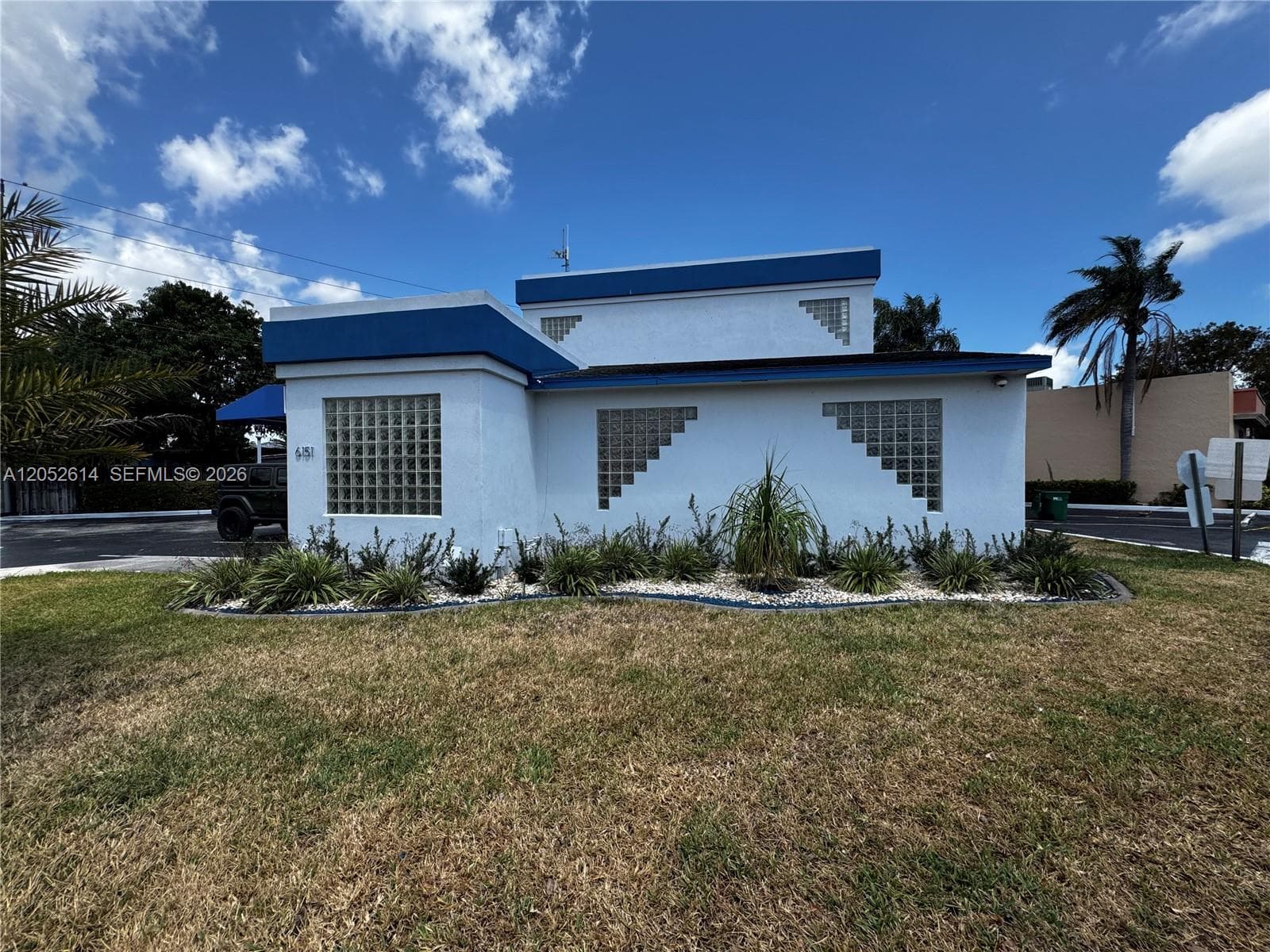 6151 Pembroke Rd, Hollywood FL 33023