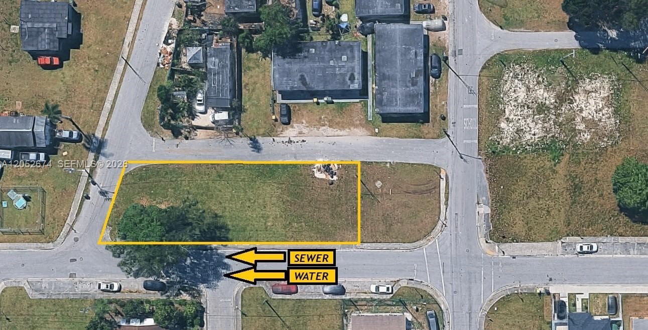 321 SW 6 street, Homestead FL 33030