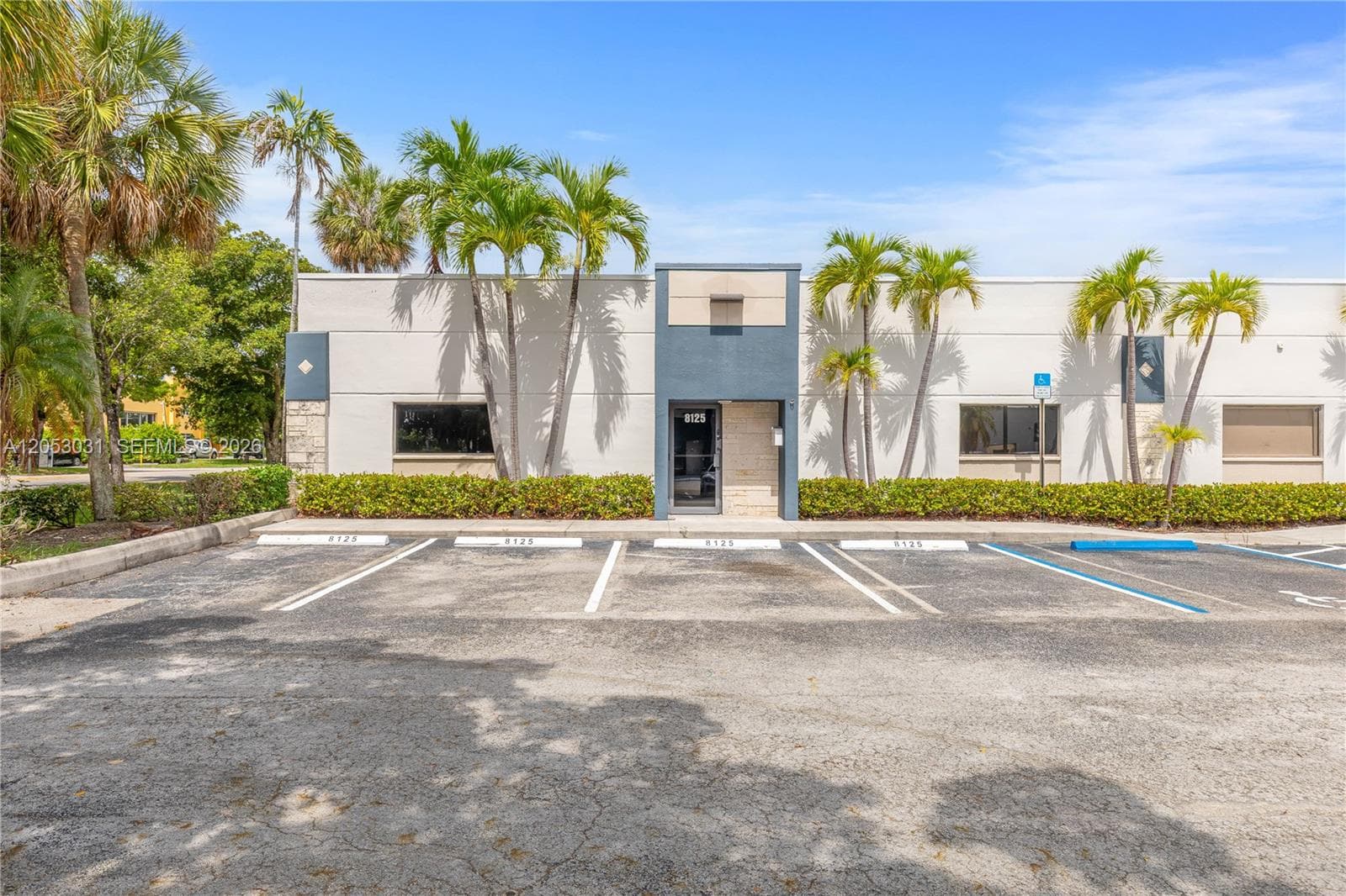 8125 NW 33rd St, Doral FL 33122