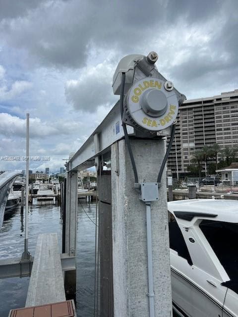 4 Grove Isle Drive Slip C-13, Coconut Grove FL 33133