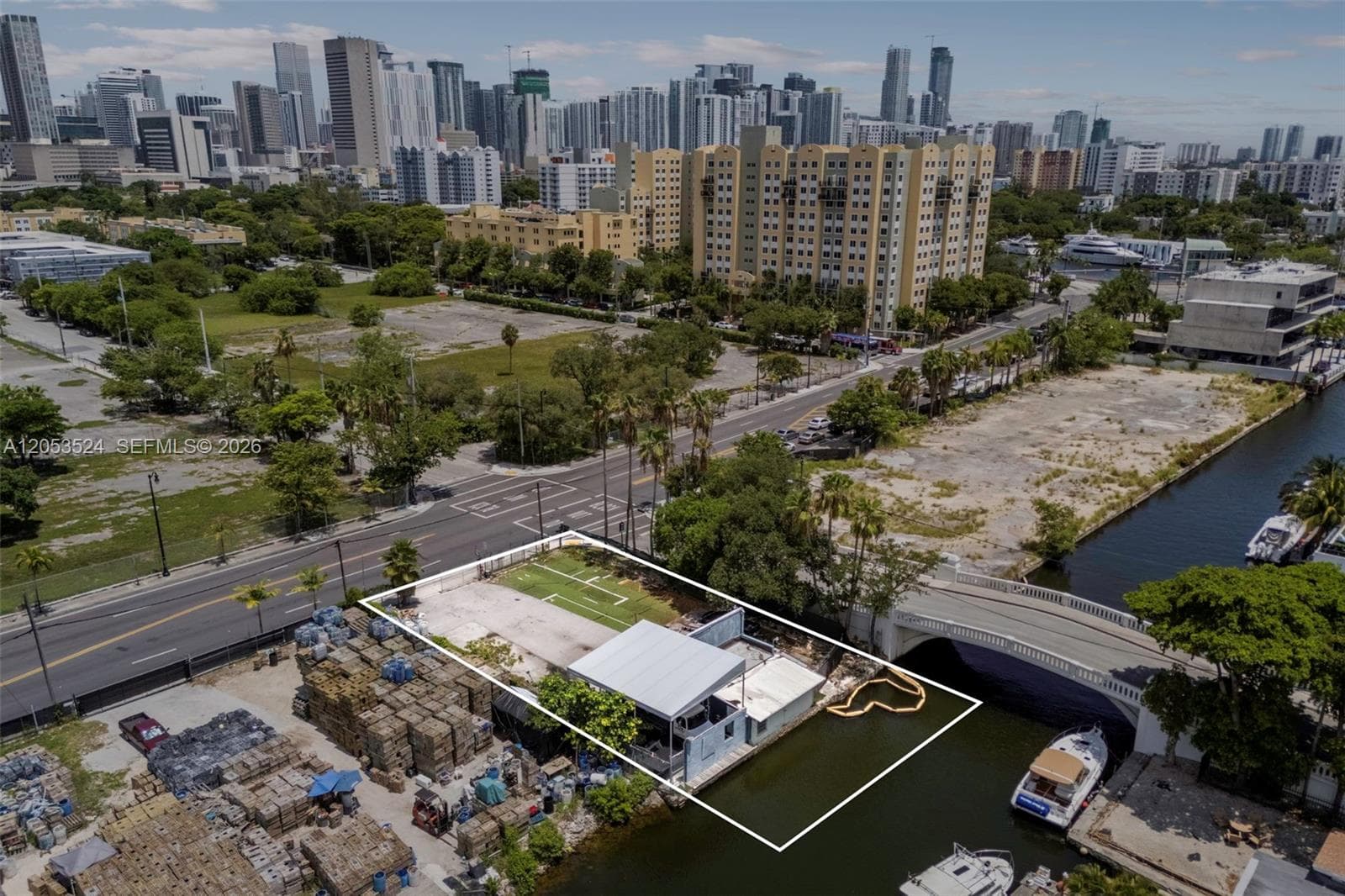 700 NW 7th Ave, Miami FL 33136