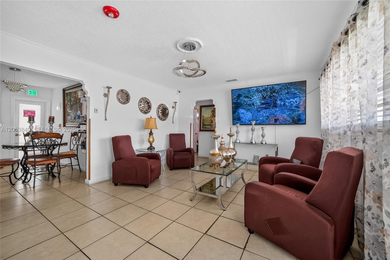 7151 SW 42nd St, Miami FL 33155
